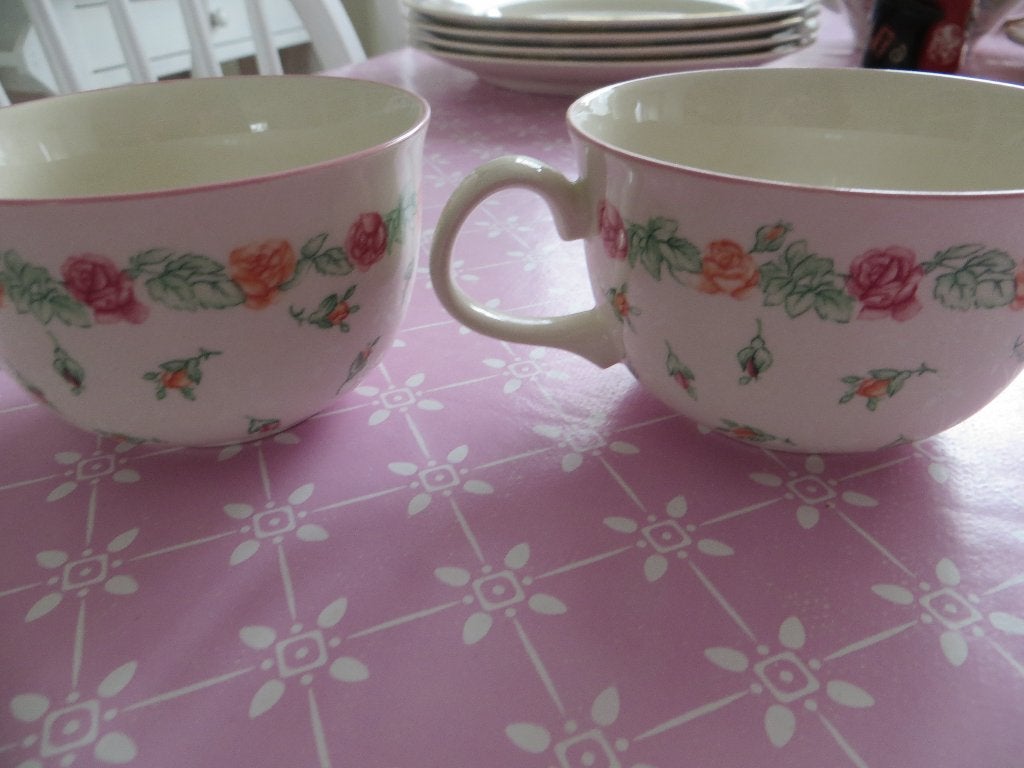 Vintage Laura Ashley Rosebud kopjes (zonder schotels)/thee, Gebruikt, Overige merken, Keramiek, Vintage