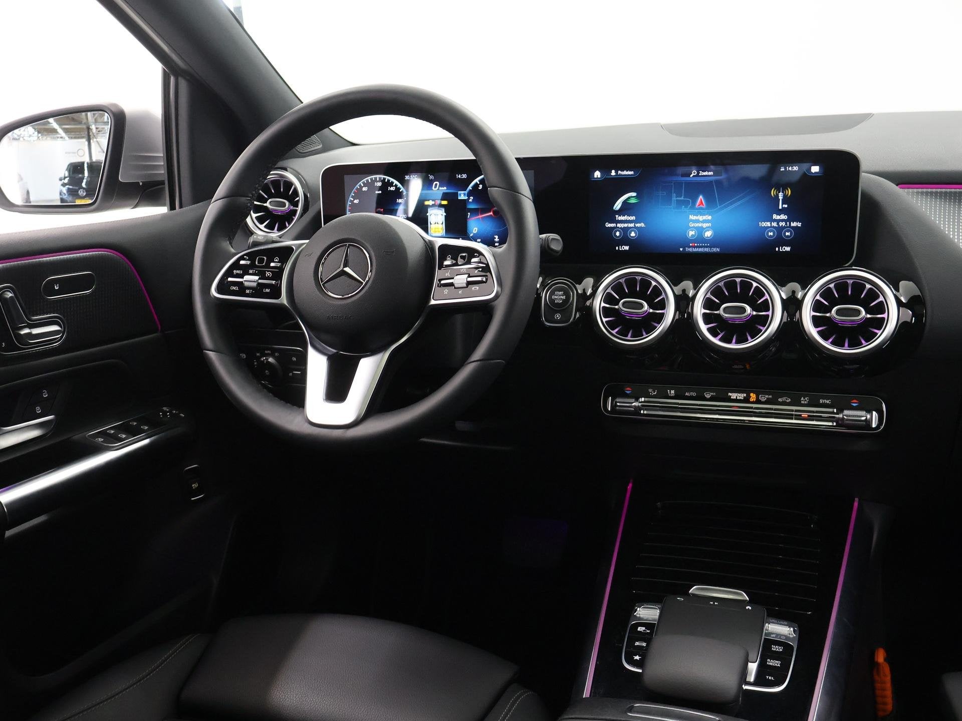 Foto 9 van Mercedes-Benz B-klasse 180 | Panoramadak | Widescreen | Stoe