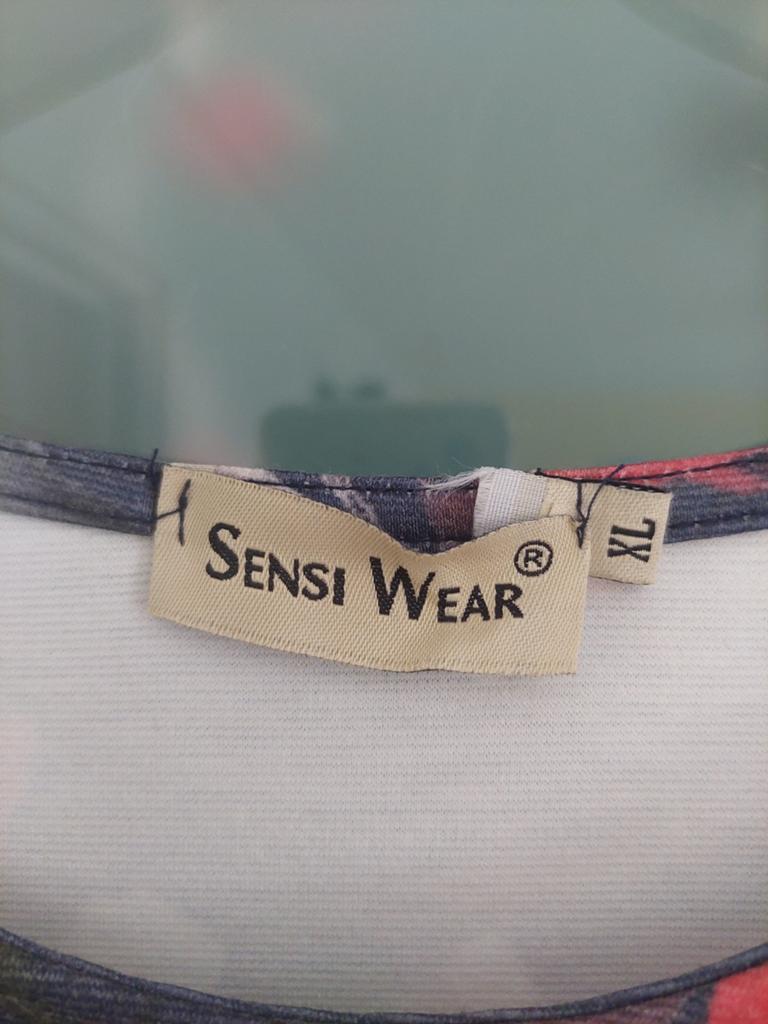 Sensi Wear Bloemenjurk - Maat XL, Kleding | Dames, Jurken, Blauw, Maat 46/48 (XL) of groter, Ophalen of Verzenden, Boven de knie