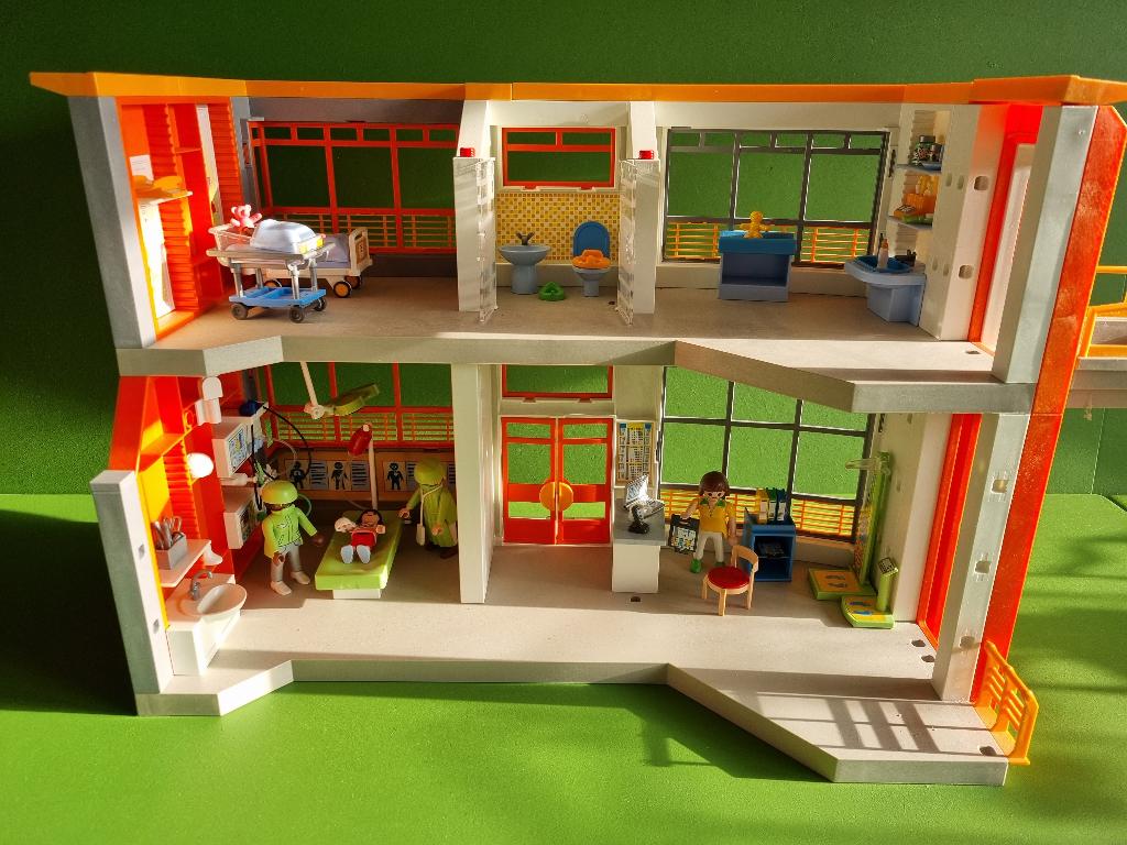 Playmobil sets 6657 4407 6660 6662 6663 kinderziekenhuis, Kinderen en Baby's, Speelgoed | Playmobil, Ophalen, Zo goed als nieuw