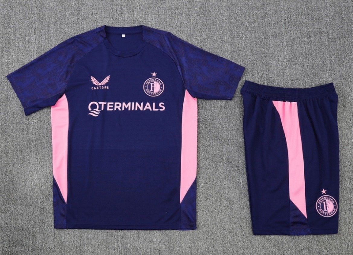 Feyenoord Trainingsset - Maten S t/m XL beschikbaar, Maat S, Ophalen of Verzenden, Nieuw, Set