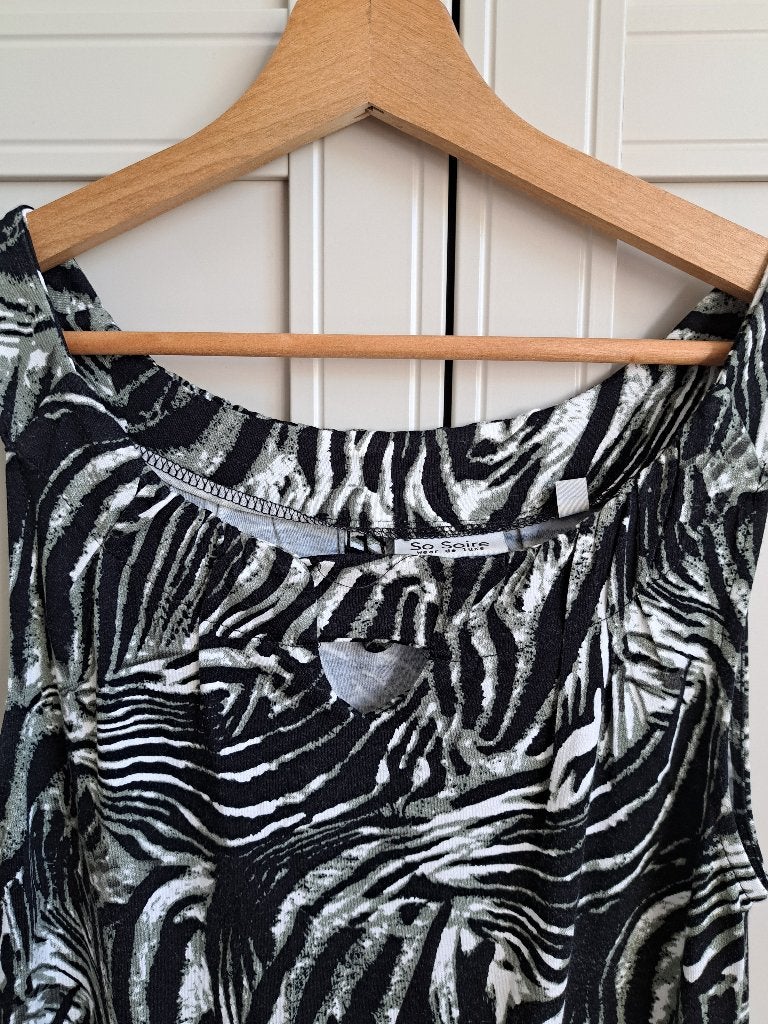 So Soire zomerjurkje, maat S. Nieuwstaat! Zachte viscose., Kleding | Dames, Jurken, So Soire, Zwart, Ophalen of Verzenden, Zo goed als nieuw