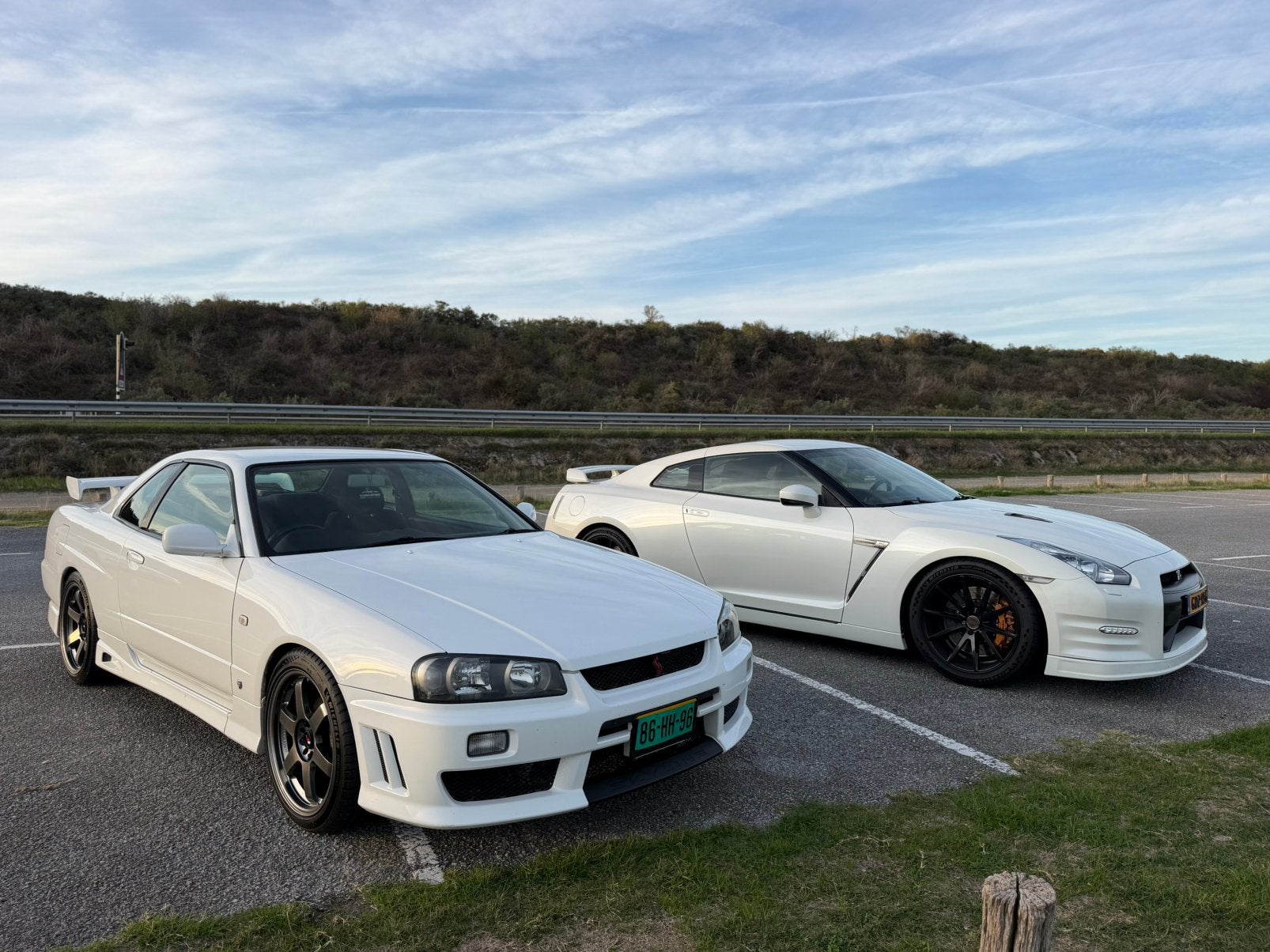 Nissan Skyline R34 GT-T NEO Altia 1998 281PK Uniek! GTR/GTT, Automaat, Zwart, Bedrijf, Xenon verlichting