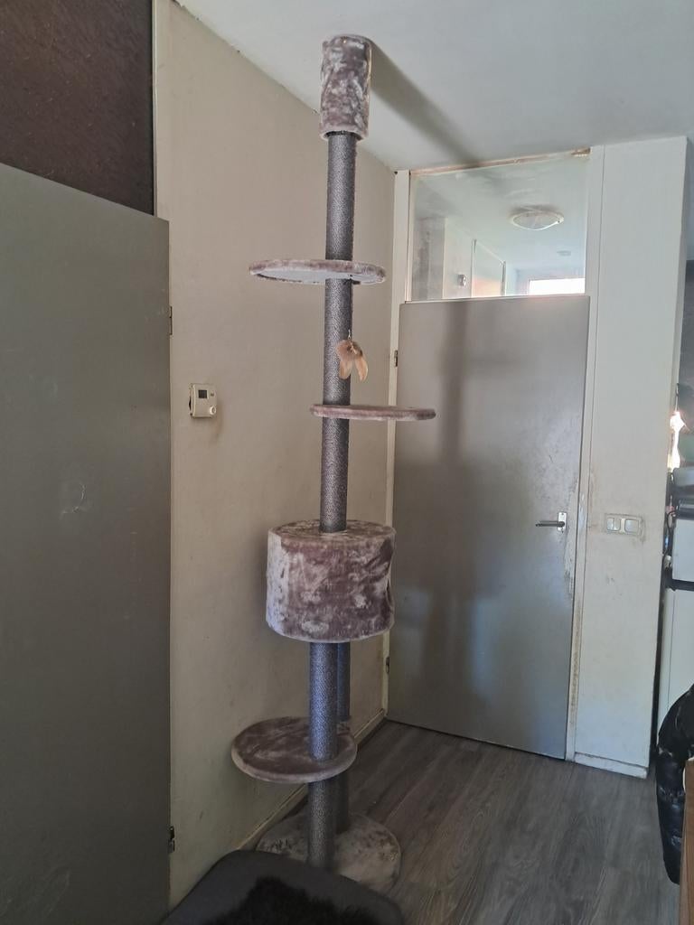 Plafond krabpaal, Ophalen, Zo goed als nieuw, Wandkapstok, Minder dan 100 cm