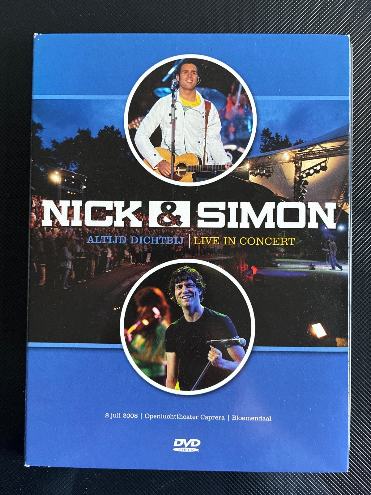Nick & Simon - Altijd Dichtbij | Live in Concert DVD, Alle leeftijden, Ophalen of Verzenden, Zo goed als nieuw