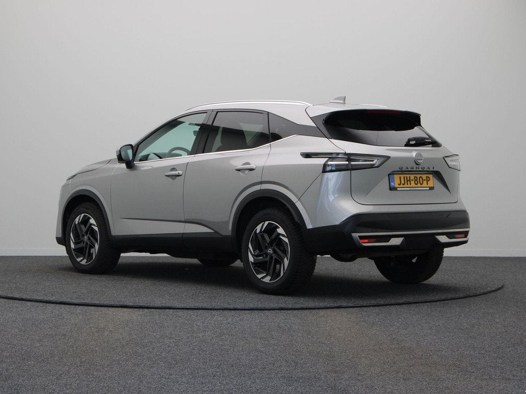 Nissan Qashqai 158pk MHEV Xtronic N-Connecta | Stoel & Stuur, Auto's, Nissan, Euro 6, 4 cilinders, Leder en Stof, 1365 kg