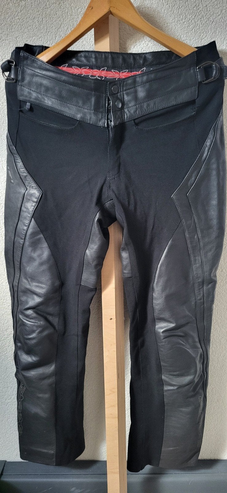 Zwarte leren motorbroek - Difi - Dames - maat 42, Motoren, Kleding | Motorkleding, Broek | leer, Dames, Difi, Ophalen of Verzenden