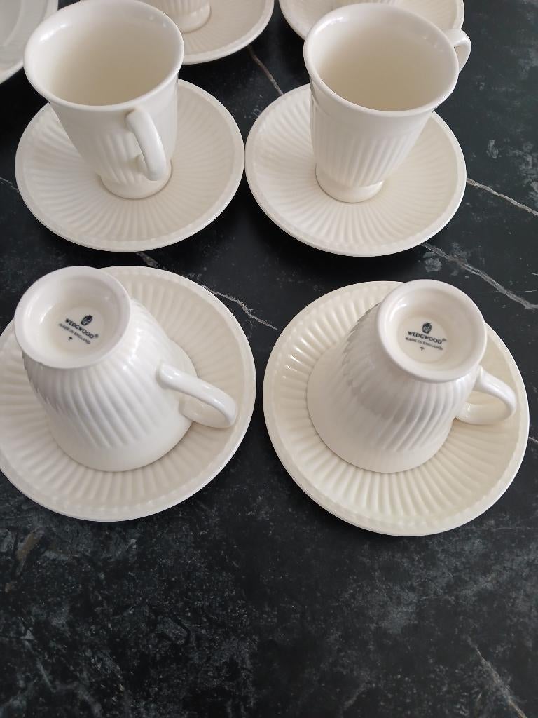 Servies wedgwood, Huis en Inrichting, Ophalen, Zo goed als nieuw, Wedgwood, Kop(pen) en/of Schotel(s)
