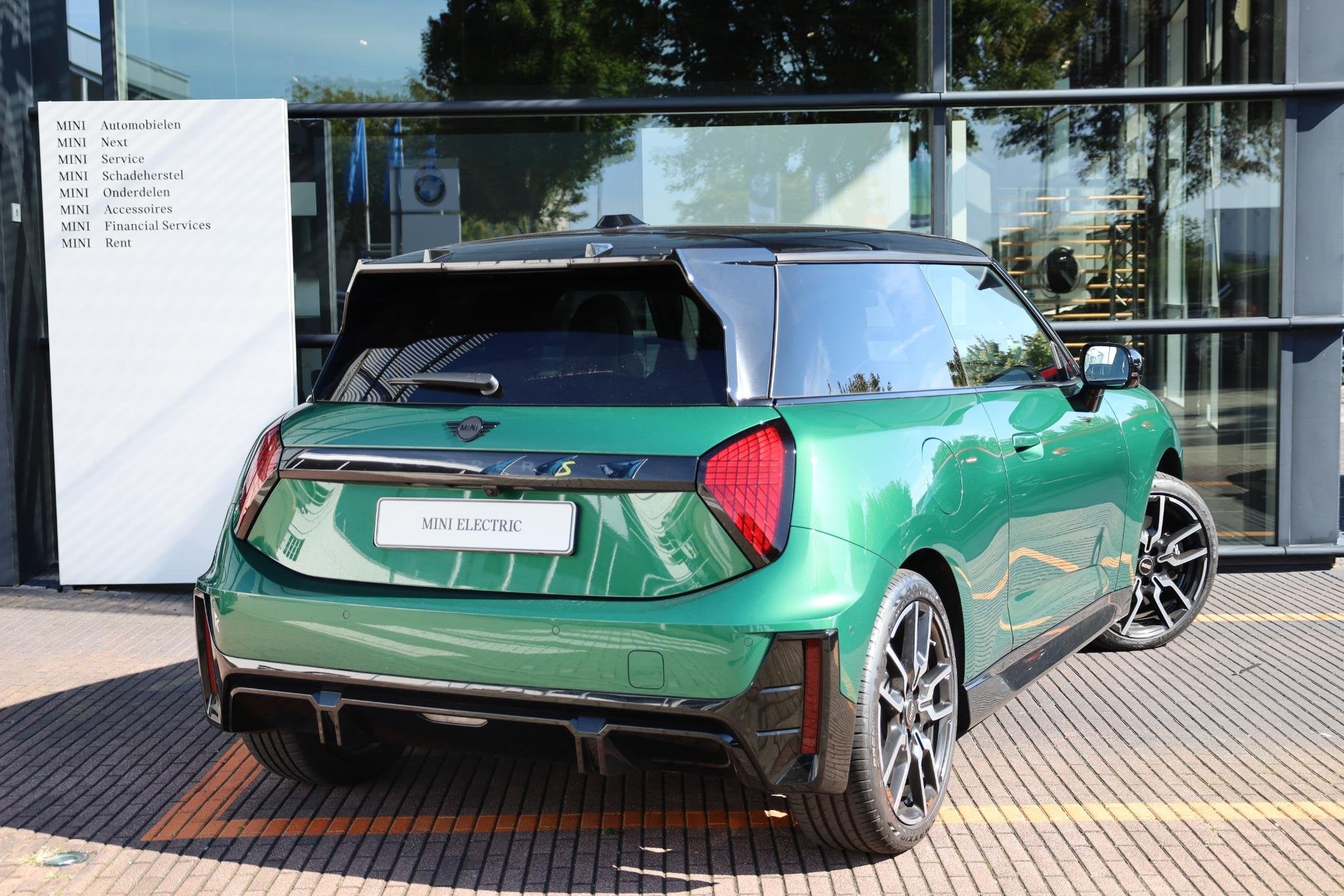 MINI 3-Deurs Cooper SE John Cooper Works + pakket XL | SOH 1, Auto's, Zwart, Met garantie (alle), 4 stoelen, Mini Electric