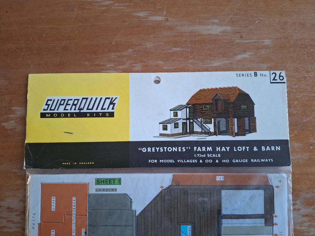 Mooie Superquick bouwplaat van een boerderij, Overige merken, Gelijkstroom of Wisselstroom, Brug, Tunnel of Gebouw, Ophalen of Verzenden