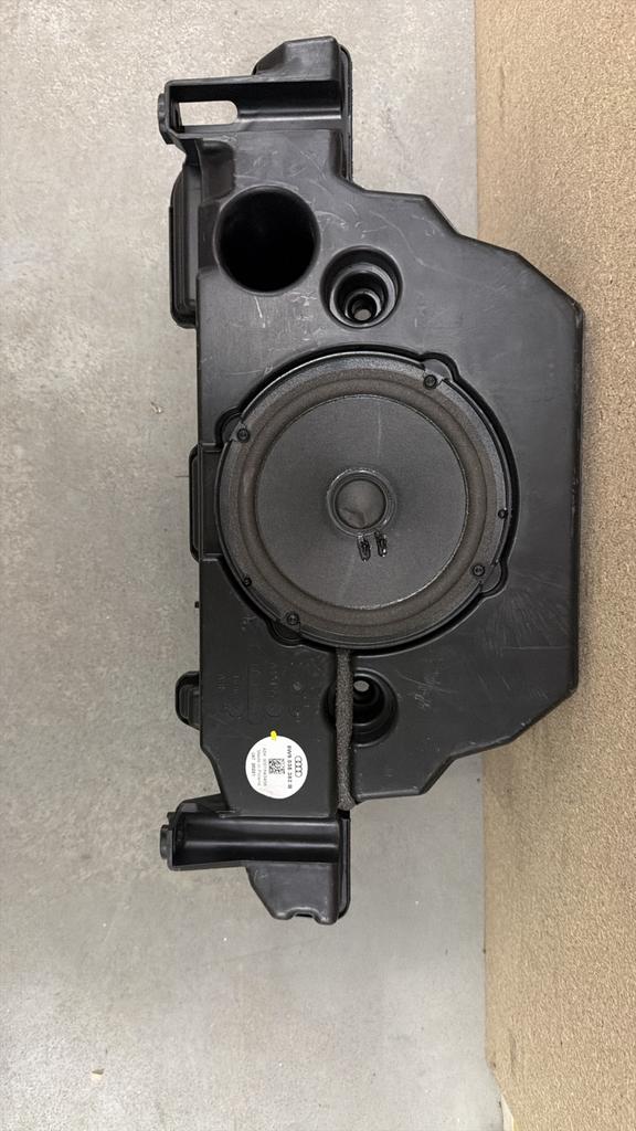 Audi A4 S4 RS4 B9 8W Subwoofer Speaker 8W9035382C, Ophalen of Verzenden, Gebruikt, Audi