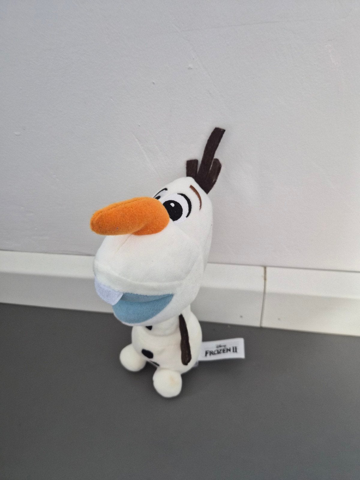 Olaf knuffel van Frozen 2 - Zo goed als nieuw, Kinderen en Baby's, Speelgoed | Knuffels en Pluche, Disney, Disney, Overige typen