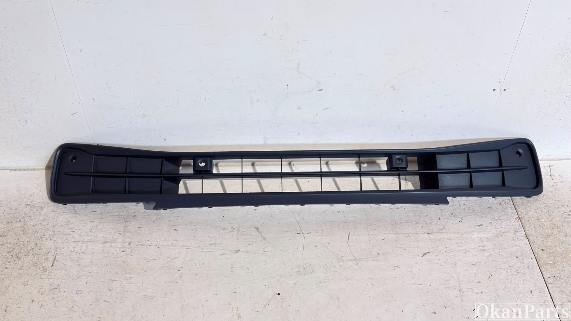 Volkswagen ID.3 ID3 onder Grille 10A853677, Gebruikt, Volkswagen AG, Bumper, Berliner Ring 2
38440  Wolfsburg, DE