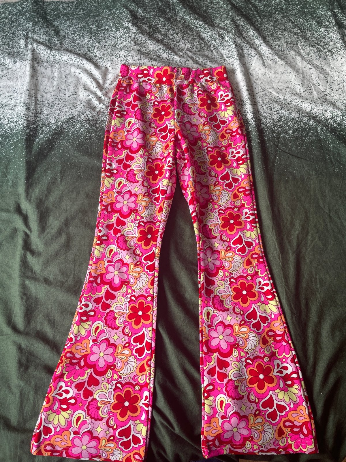 Roze flared broek met bloemenprint, Ophalen, Zo goed als nieuw, Meisje, Broek