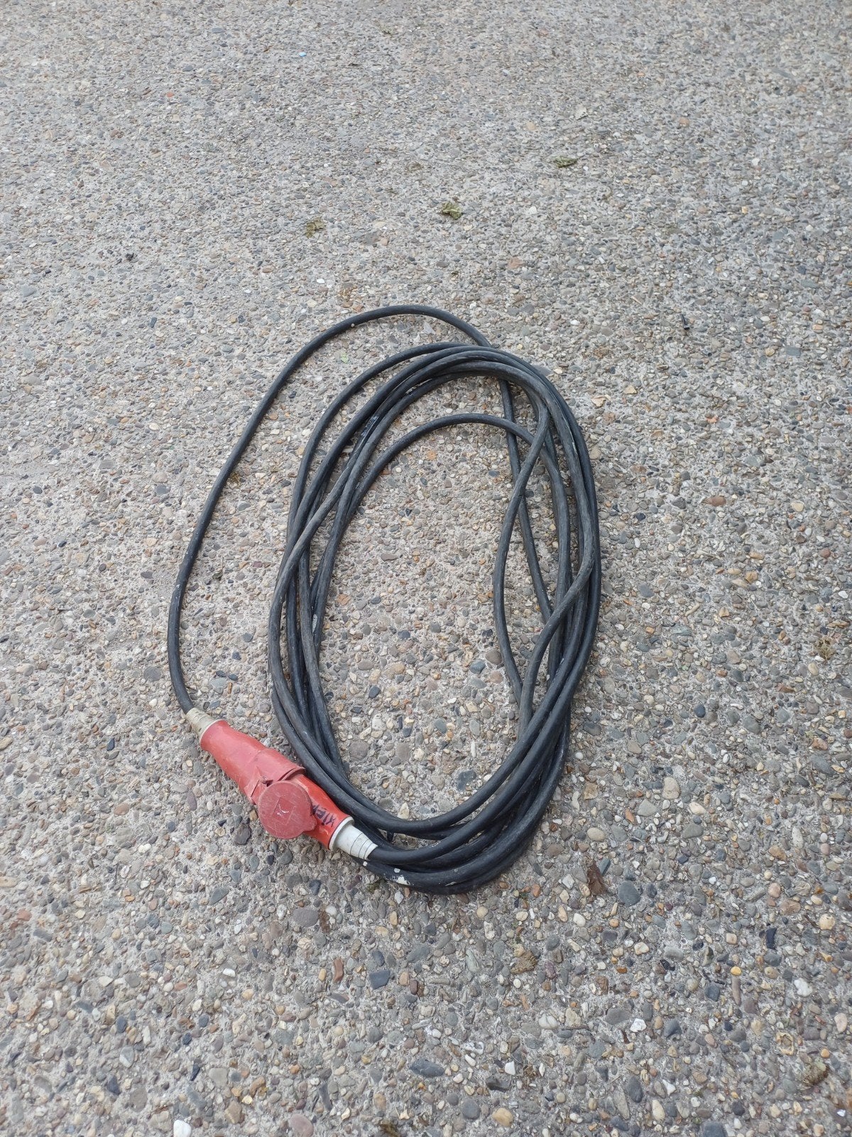 CEEform 32A 5-polige verlengkabel 380v, Doe-het-zelf en Verbouw, Elektra en Kabels, Ophalen of Verzenden, Gebruikt, Overige merken