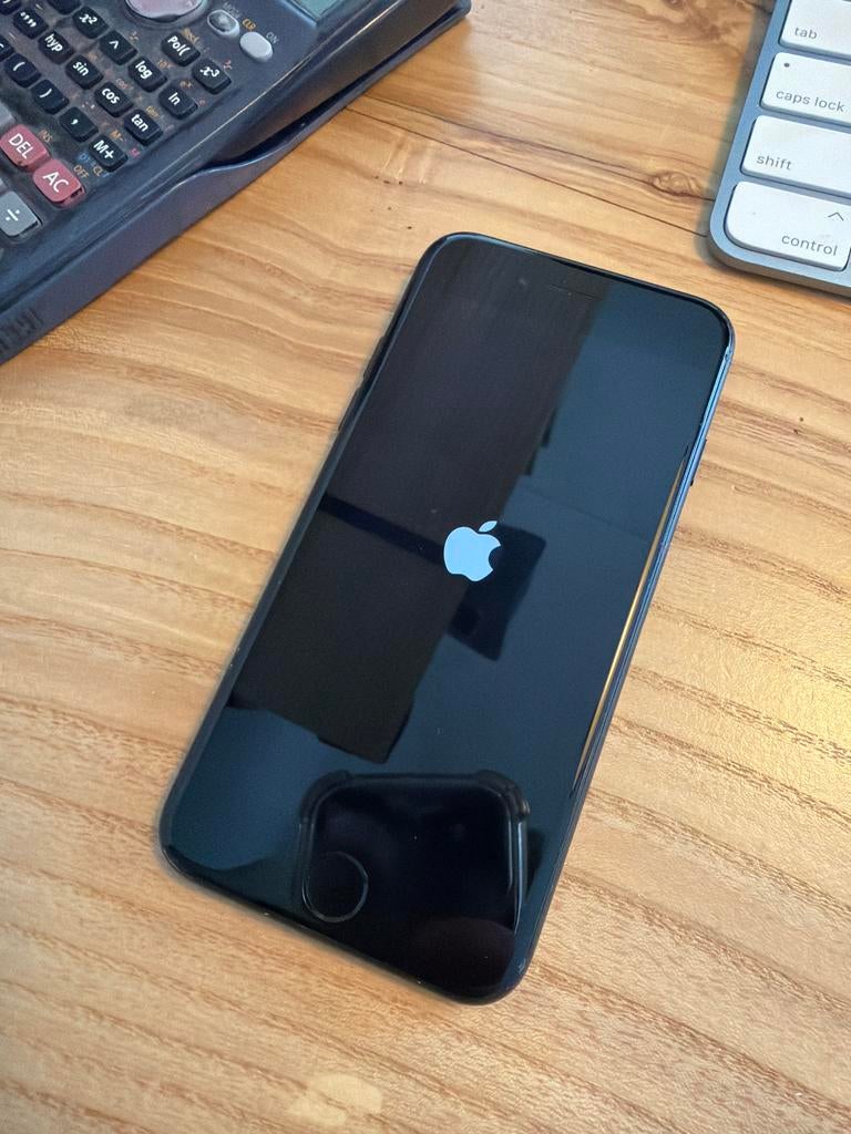 Apple iPhone 7 Zwart - Goede staat, Telecommunicatie, Mobiele telefoons | Apple iPhone, Gebruikt, Zwart, Ophalen of Verzenden