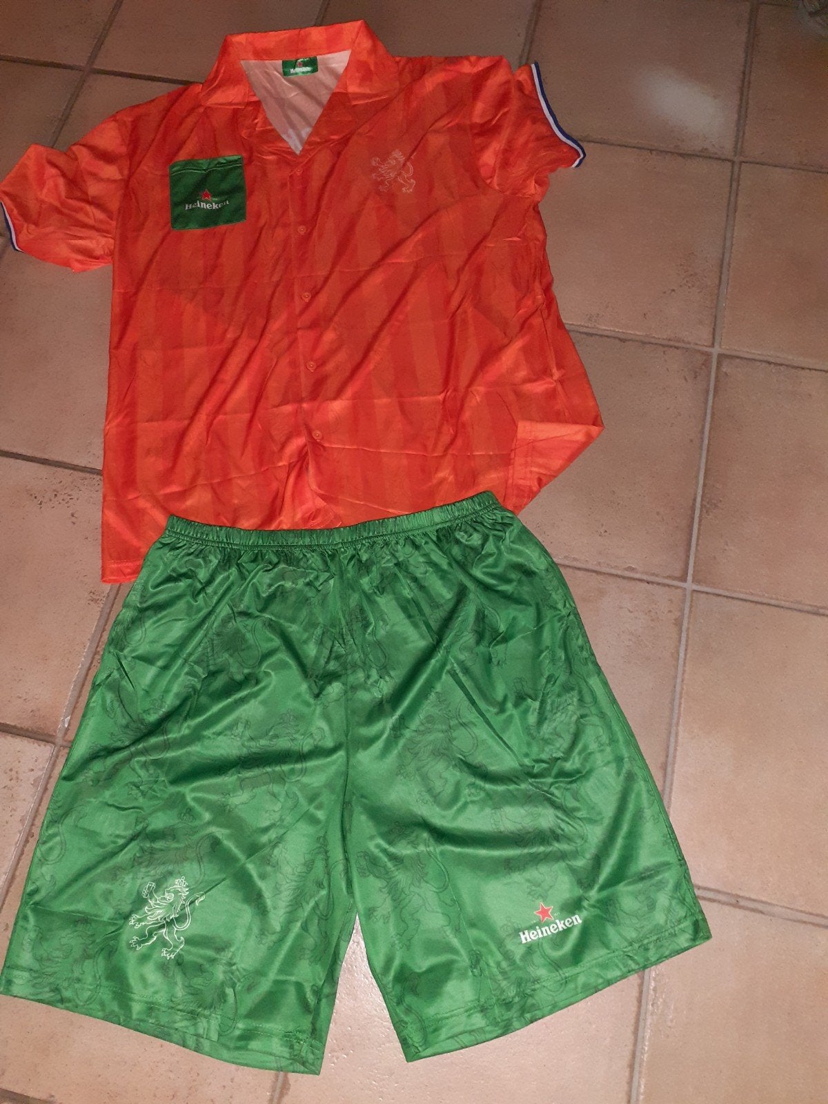 Nieuw Heineken pilsjama, Ophalen, Nieuw, Oranje of Koningsdag
