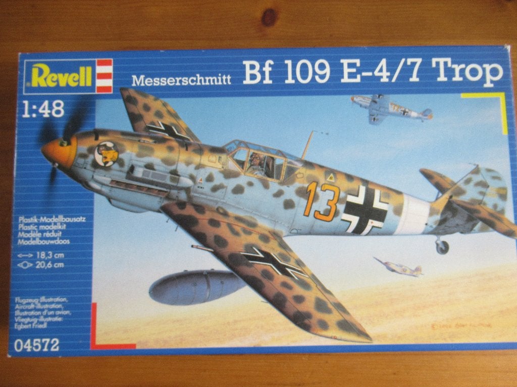 Messerschmitt Bf 109 E-4/7 Trop (Revell 1/48), Revell, Ophalen of Verzenden, Zo goed als nieuw, Groter dan 1:72