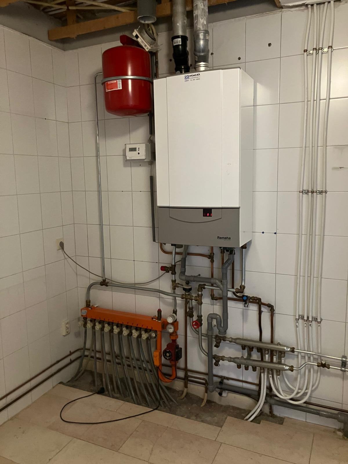 CV ketel Remeha, Doe-het-zelf en Verbouw, Verwarming en Radiatoren, Ophalen, 30 tot 80 cm, Gebruikt, Cv-ketel of Combi-ketel