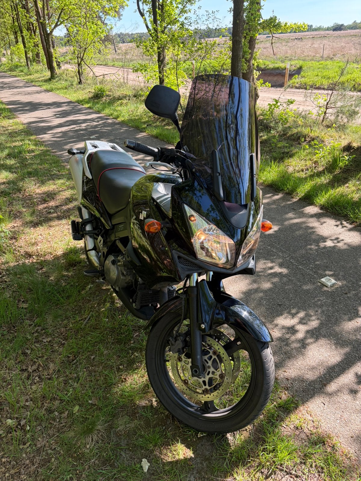 Suzuki dl1000 uit 2006, Particulier, Toermotor