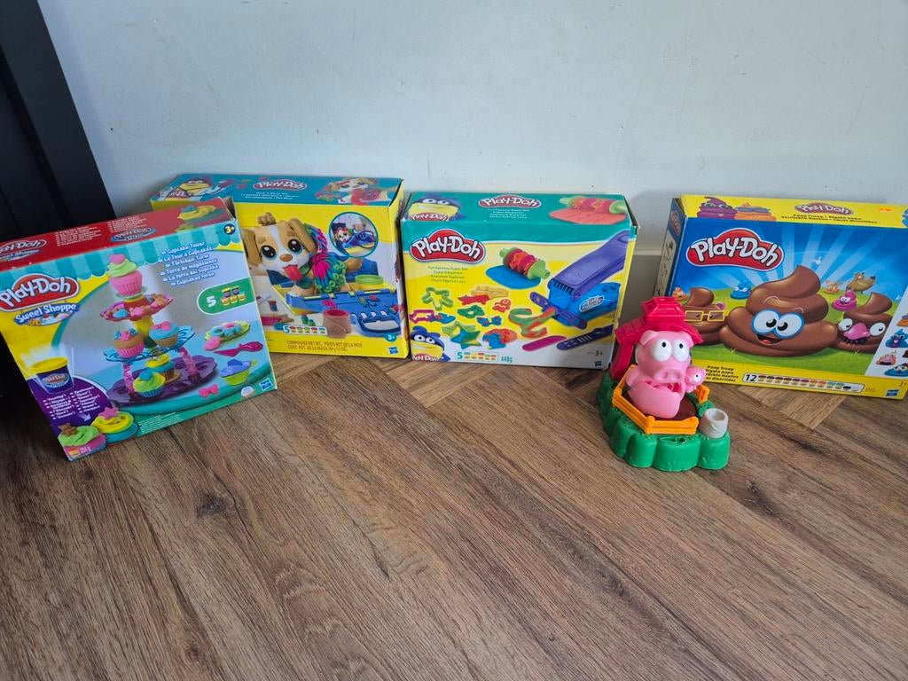Play doh 4 dozen, Ophalen, Jongen of Meisje