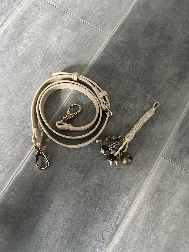 Vingino tassen strap met tashanger - Nieuw, Ophalen of Verzenden, Nieuw, Beige, Overige merken