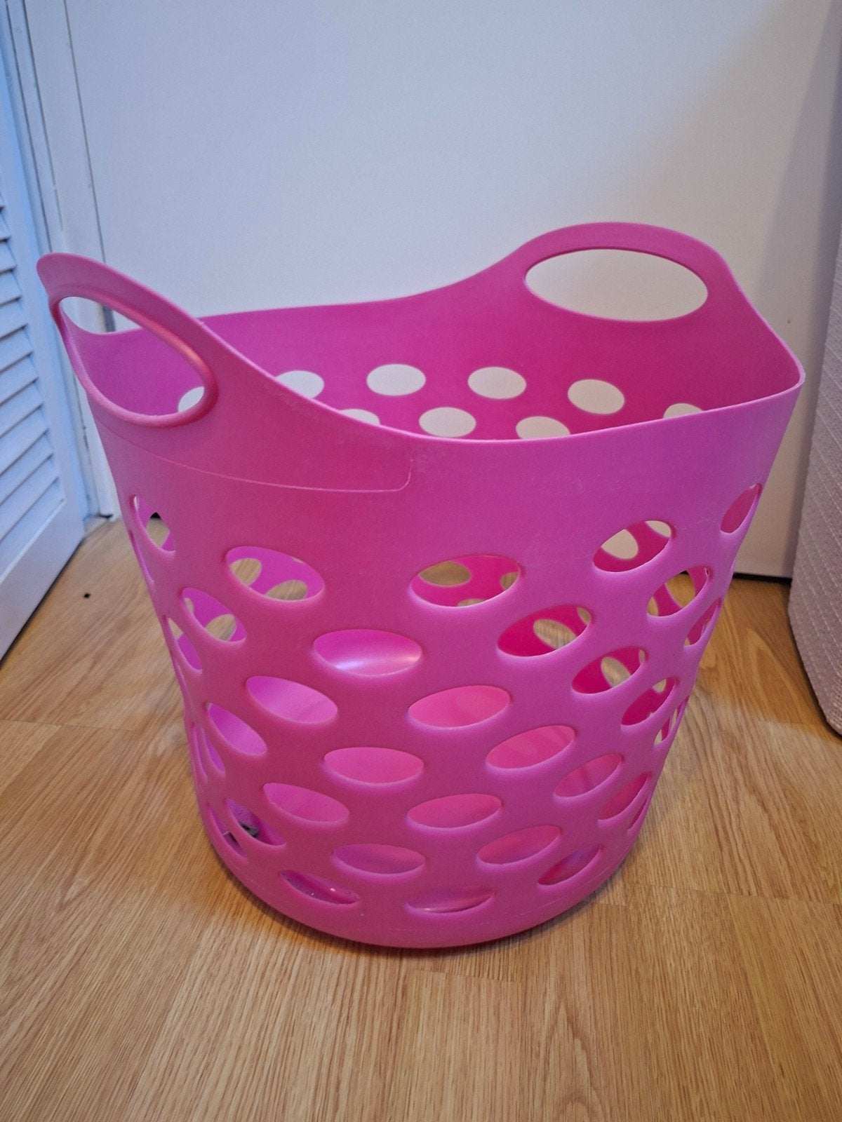 Roze wasmand met gaten, Ophalen, Gebruikt, Roze, Kunststof