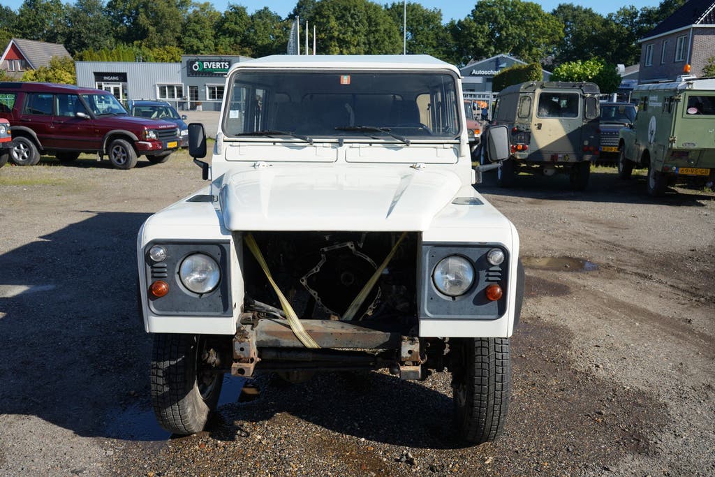 Land Rover Defender 130 crew cab (bj 1998), foto 2