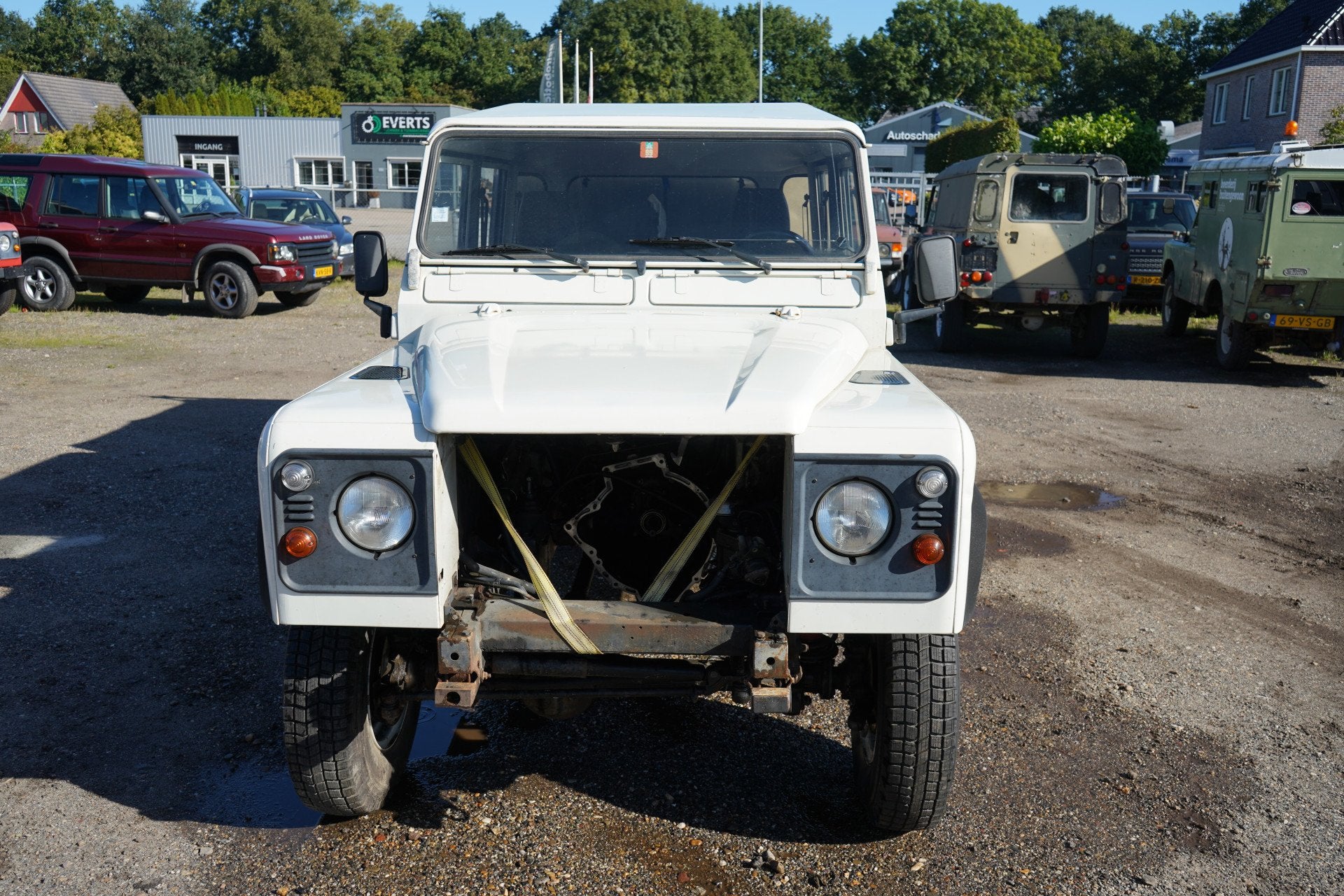 Land Rover Defender 130 crew cab (bj 1998), Stof, Land Rover, 2495 cc, Wit