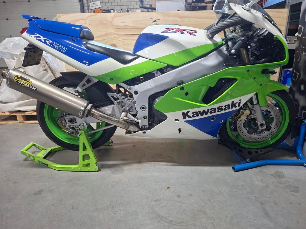 Te koop  Kawasaki zxr750, BJ  1991  Type J., Motoren, Particulier, Meer dan 35 kW, Minimaal motorrijbewijs A2, Handgeschakeld