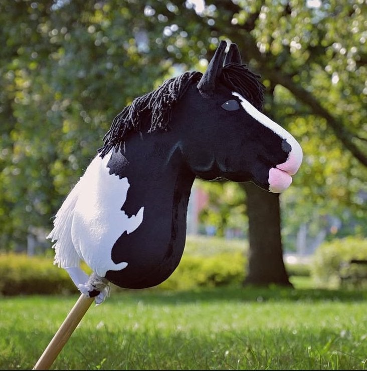 hobbyhorse uit finland, Ophalen of Verzenden, Zo goed als nieuw