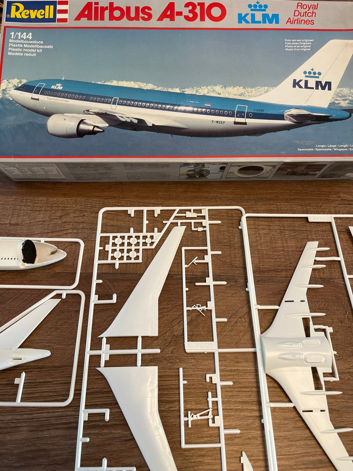Revell Airbus A-310 KLM Modelbouw Vliegtuig 1:144, 1:144 tot 1:200, Revell, Ophalen of Verzenden, Zo goed als nieuw