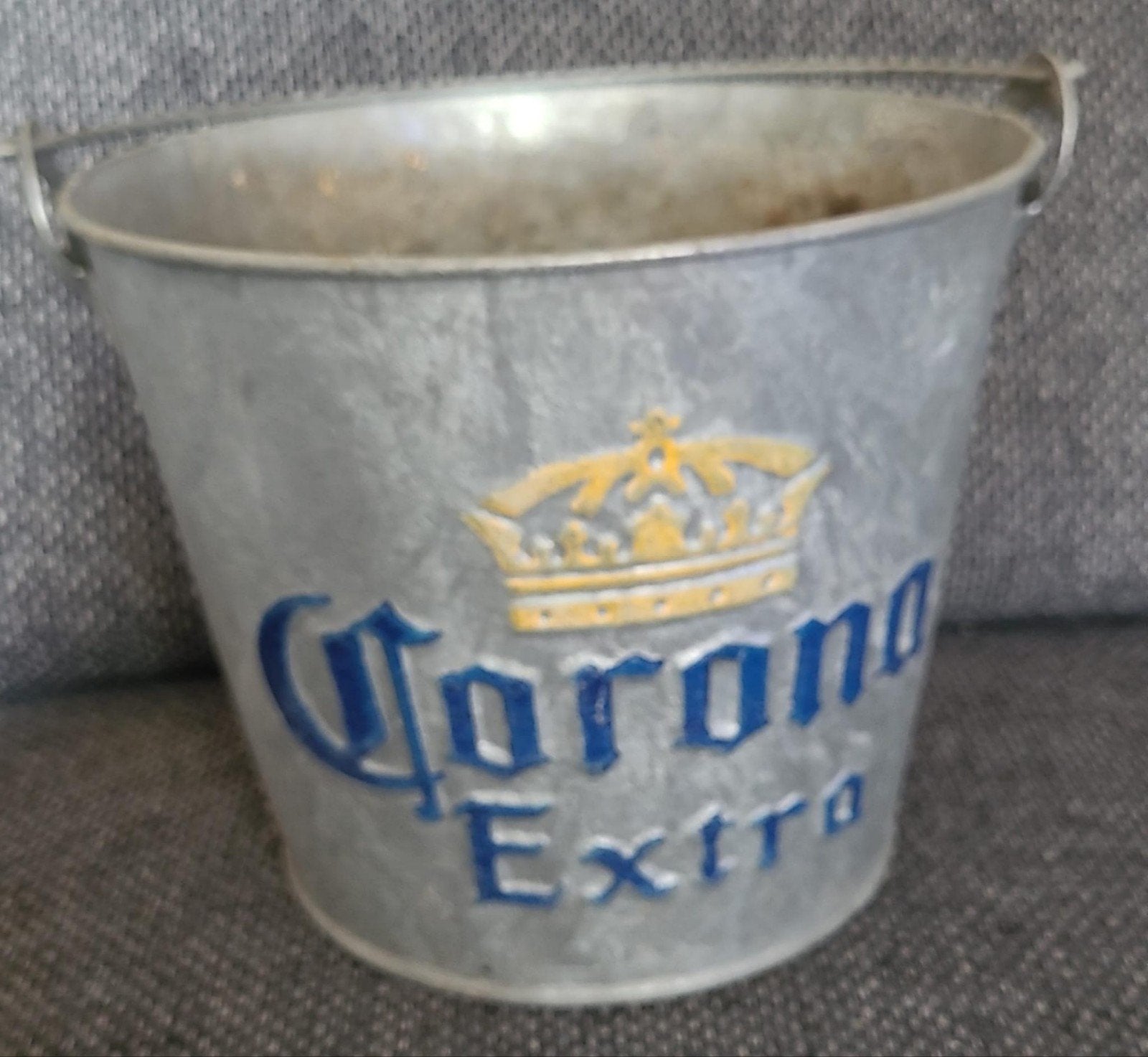 Corona extra bieremmer, Verzamelen, Biermerken, Ophalen of Verzenden, Flesje(s), Overige merken