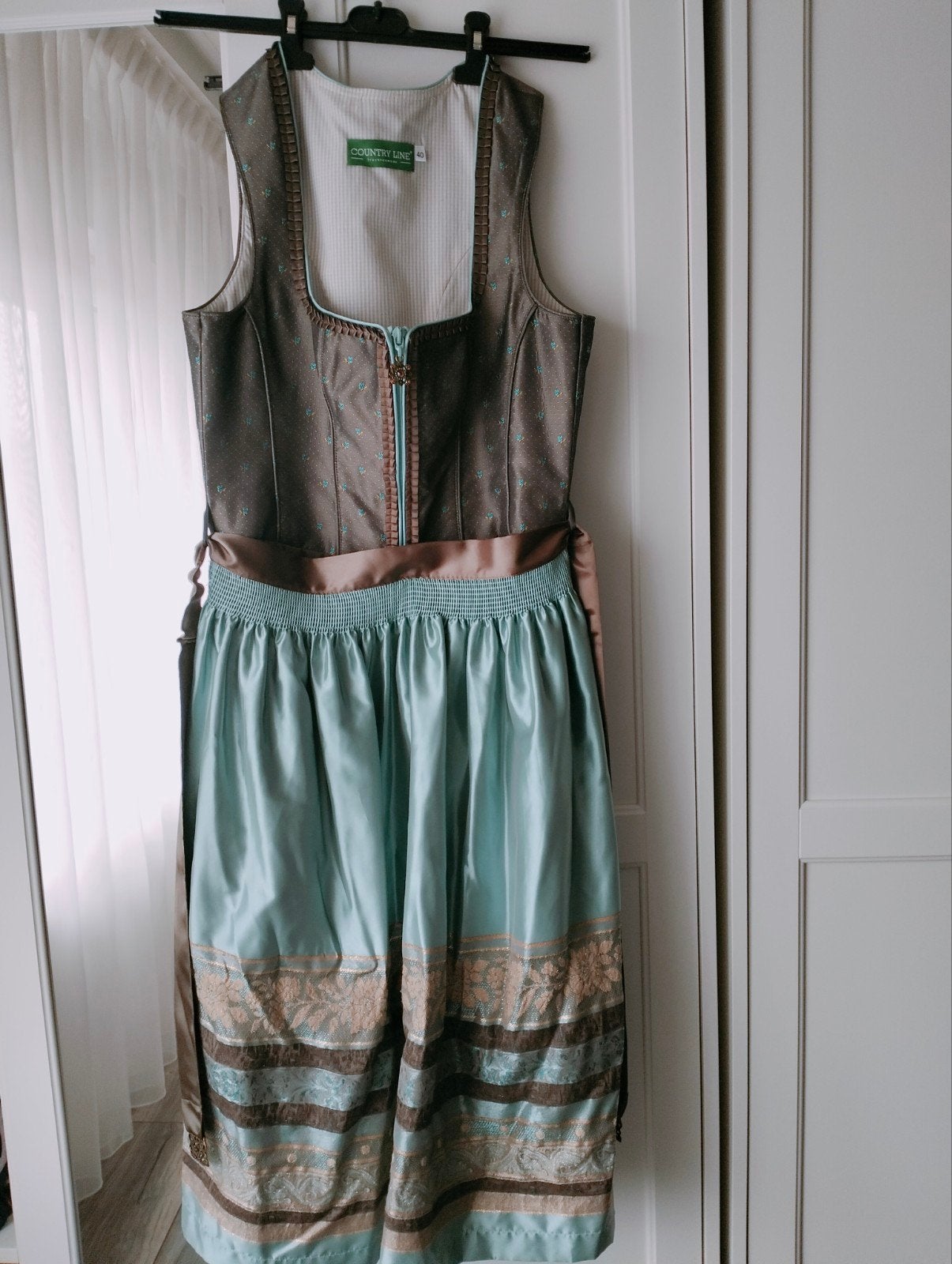 Prachtige dirndl maat 40, Kleding | Dames, Carnavalskleding en Feestkleding, Ophalen, Zo goed als nieuw, Maat 38/40 (M), Overige thema's