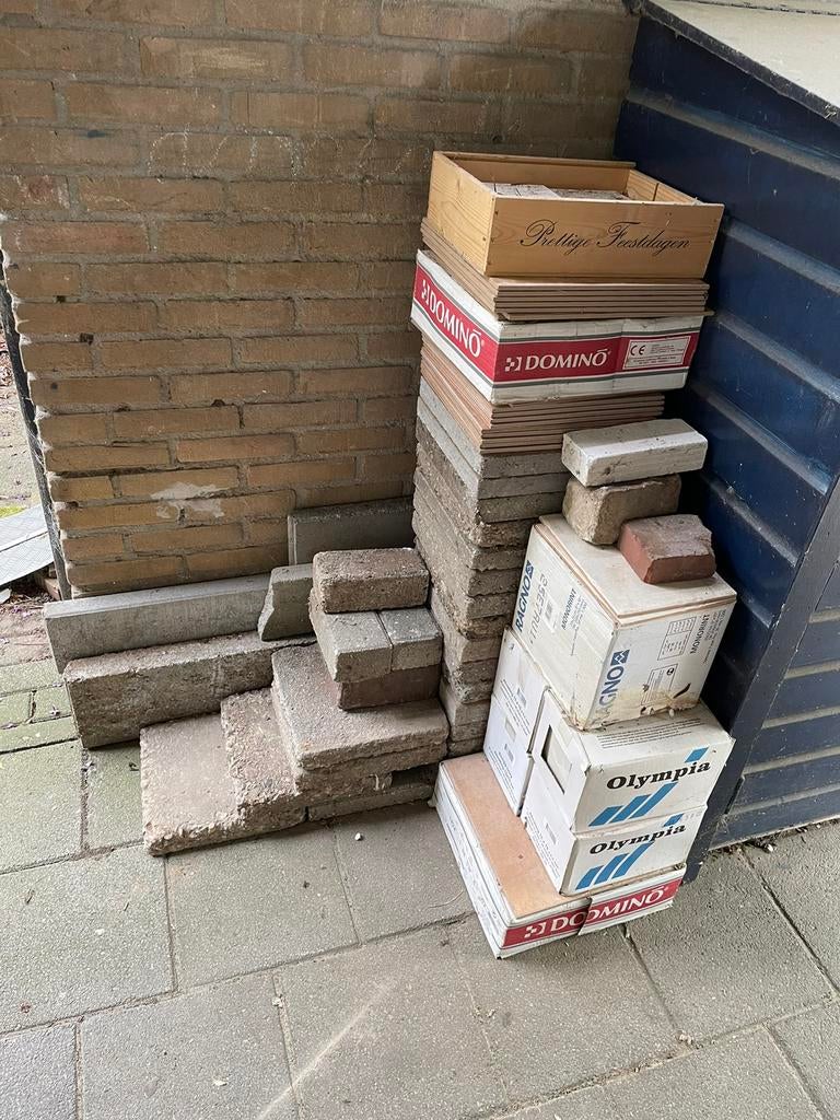 Stenen, Ophalen, Bakstenen