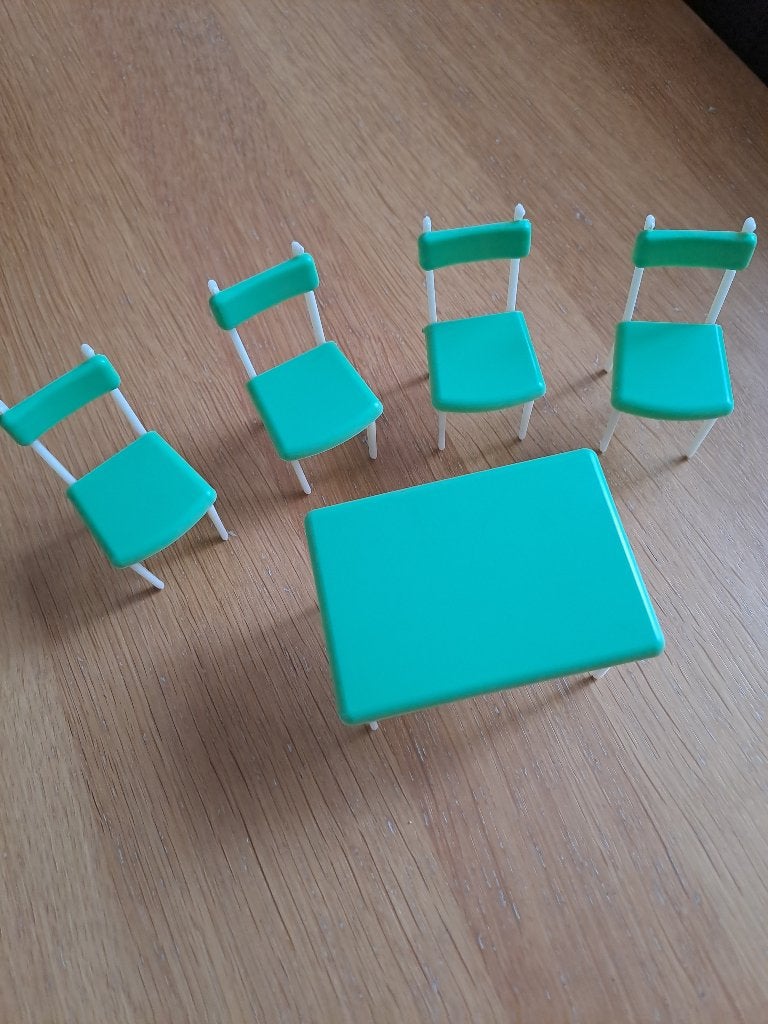Set poppenhuis meubeltjes, Verzamelen, Poppenhuizen en Toebehoren, Ophalen, Zo goed als nieuw, Poppenhuis