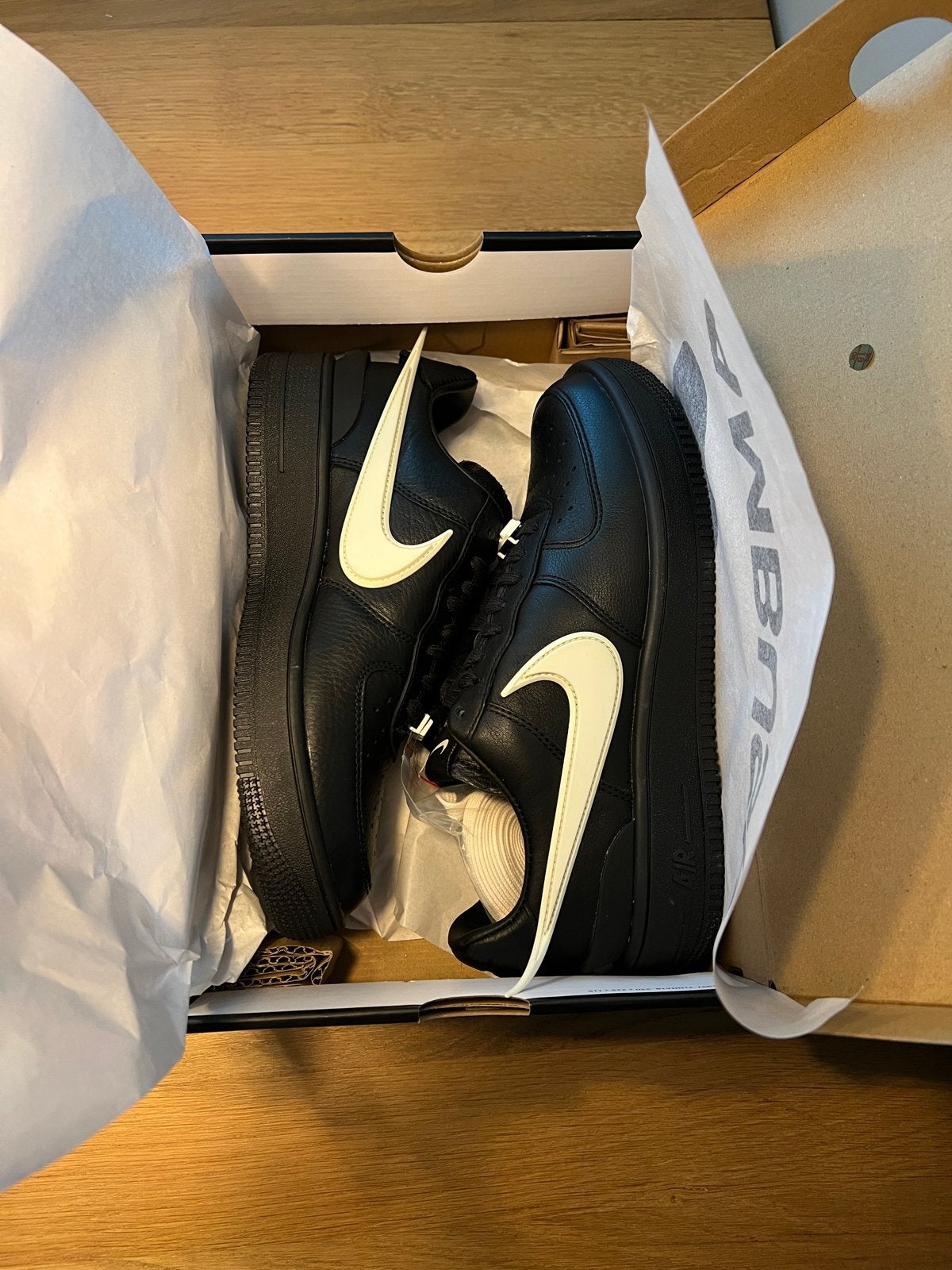 Nike Air Force 1 Low x Ambush Black maat 41, Ophalen, Nieuw, Zwart, Sneakers of Gympen