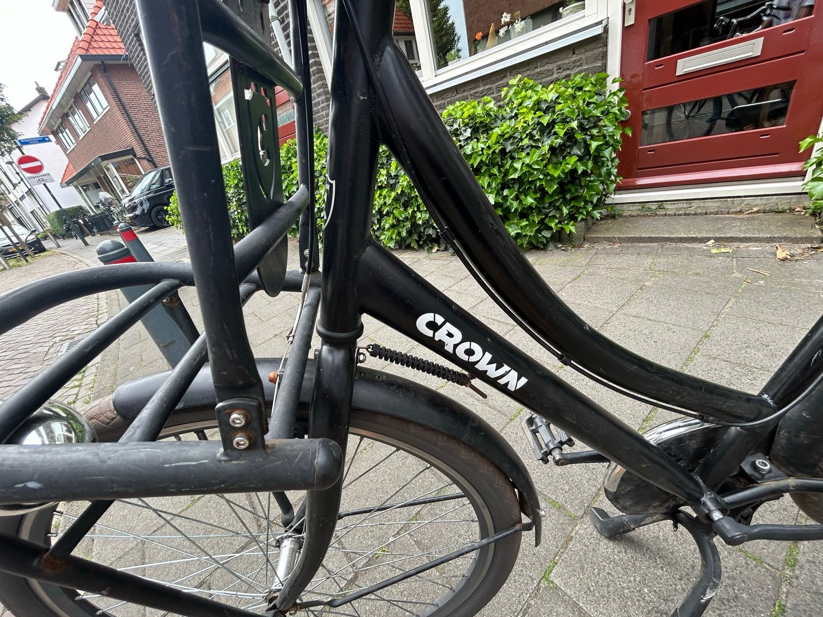 Crown Transportfiets Dames Zwart - Gebruikt, Fietsen en Brommers, Fietsen | Dames | Damesfietsen, Terugtraprem, Gebruikt, Versnellingen