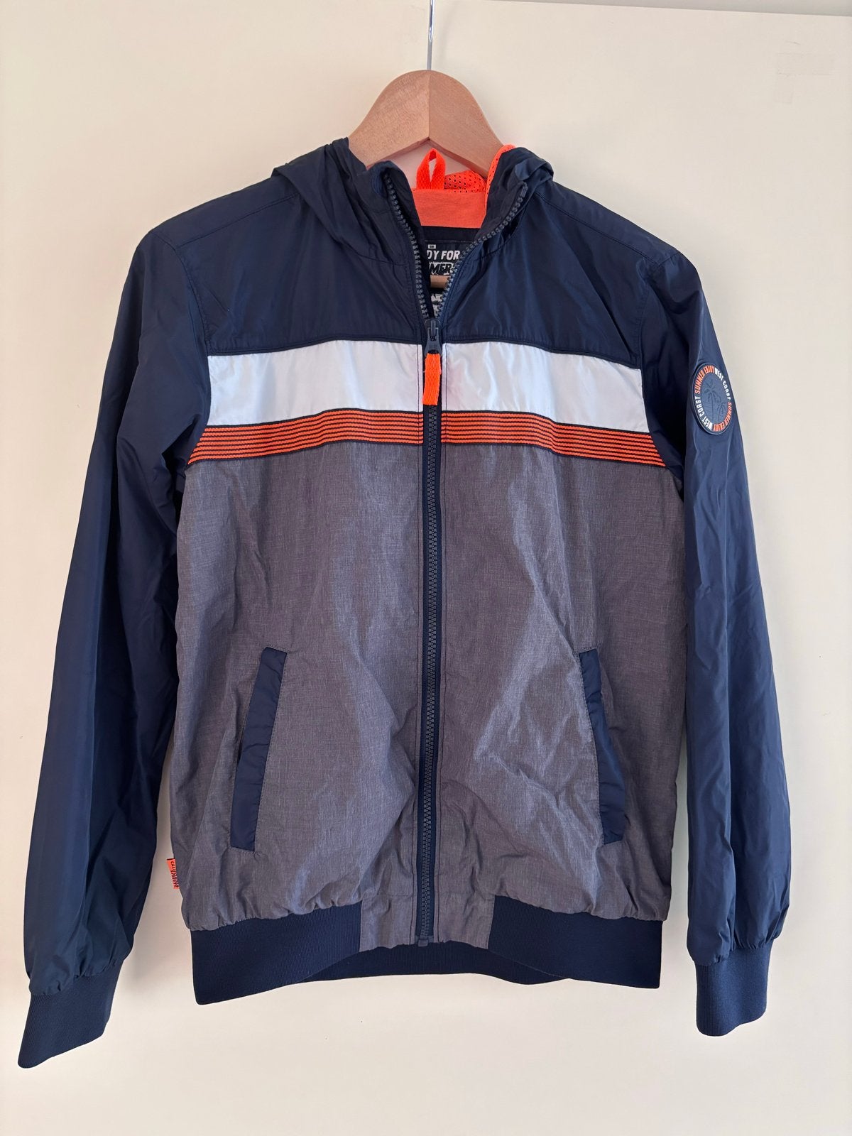 Stoere jongensjas maat 158/164, Kinderen en Baby's, Kinderkleding | Maat 164, Ophalen, Zo goed als nieuw, Jongen, Jas