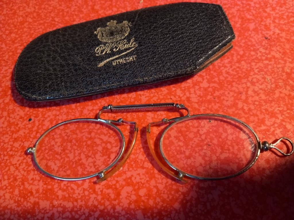 Antieke pince-nez bril met etui - P.W. Kante Utrecht, Ophalen of Verzenden