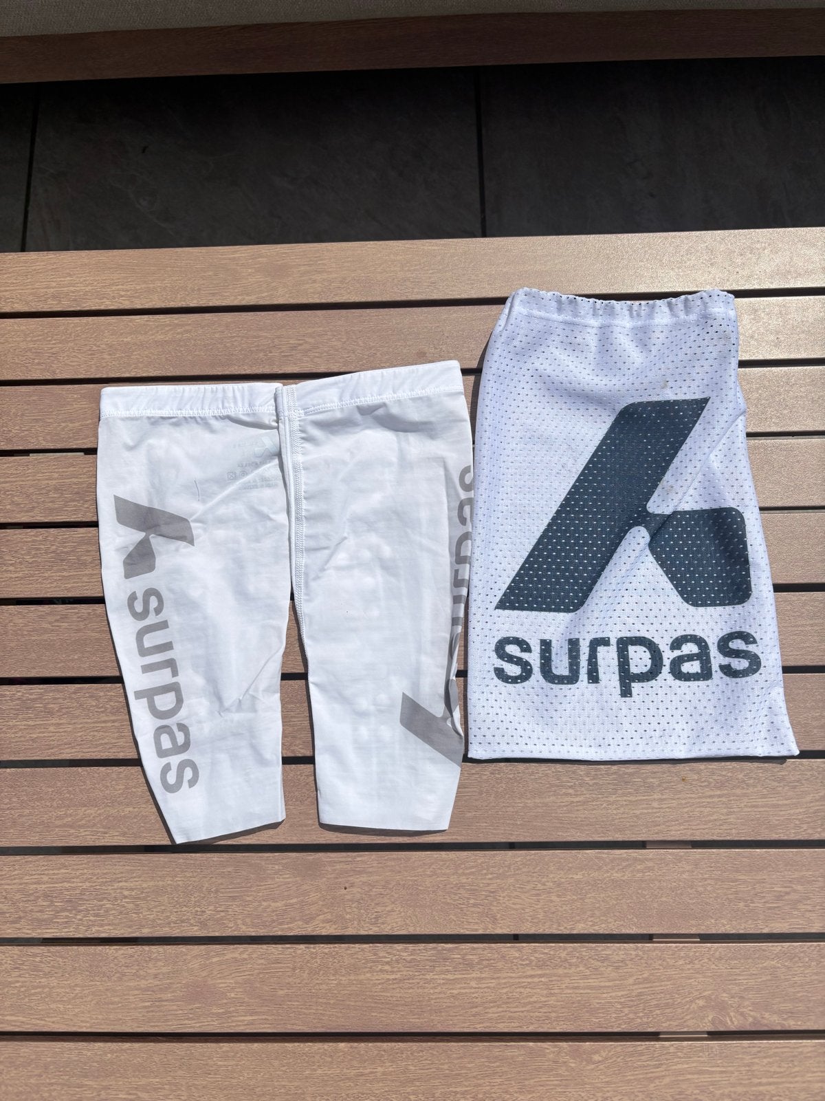 NIEUW- SURPAS insane Calf Sleeves L TRIATHLON, Overige merken, Nieuw, Ophalen of Verzenden, Kleding
