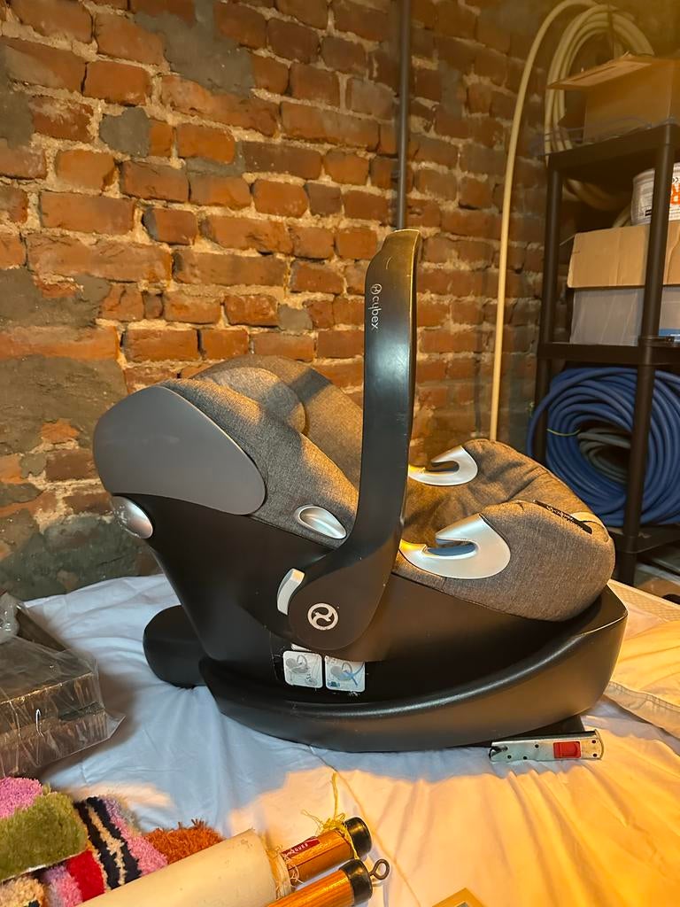 Cybex Aton M i-Size baby autostoel met Isofix base, Kinderen en Baby's, Autostoeltjes, Overige merken, Autogordel of Isofix, Zo goed als nieuw