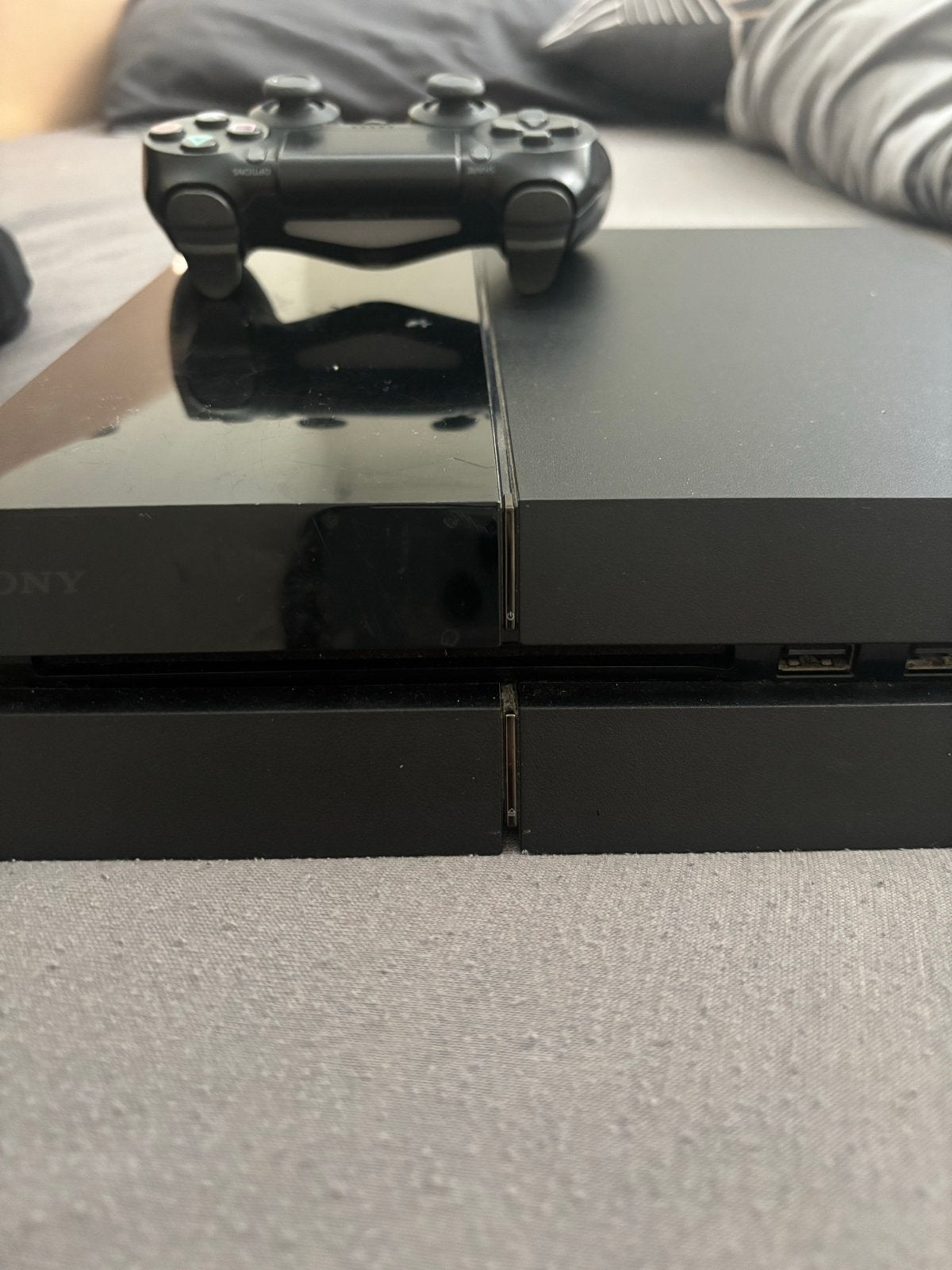 Sony PlayStation 4 (PS4) met controller en monitor, Spelcomputers en Games, Spelcomputers | Sony PlayStation 4, Ophalen, 500 GB