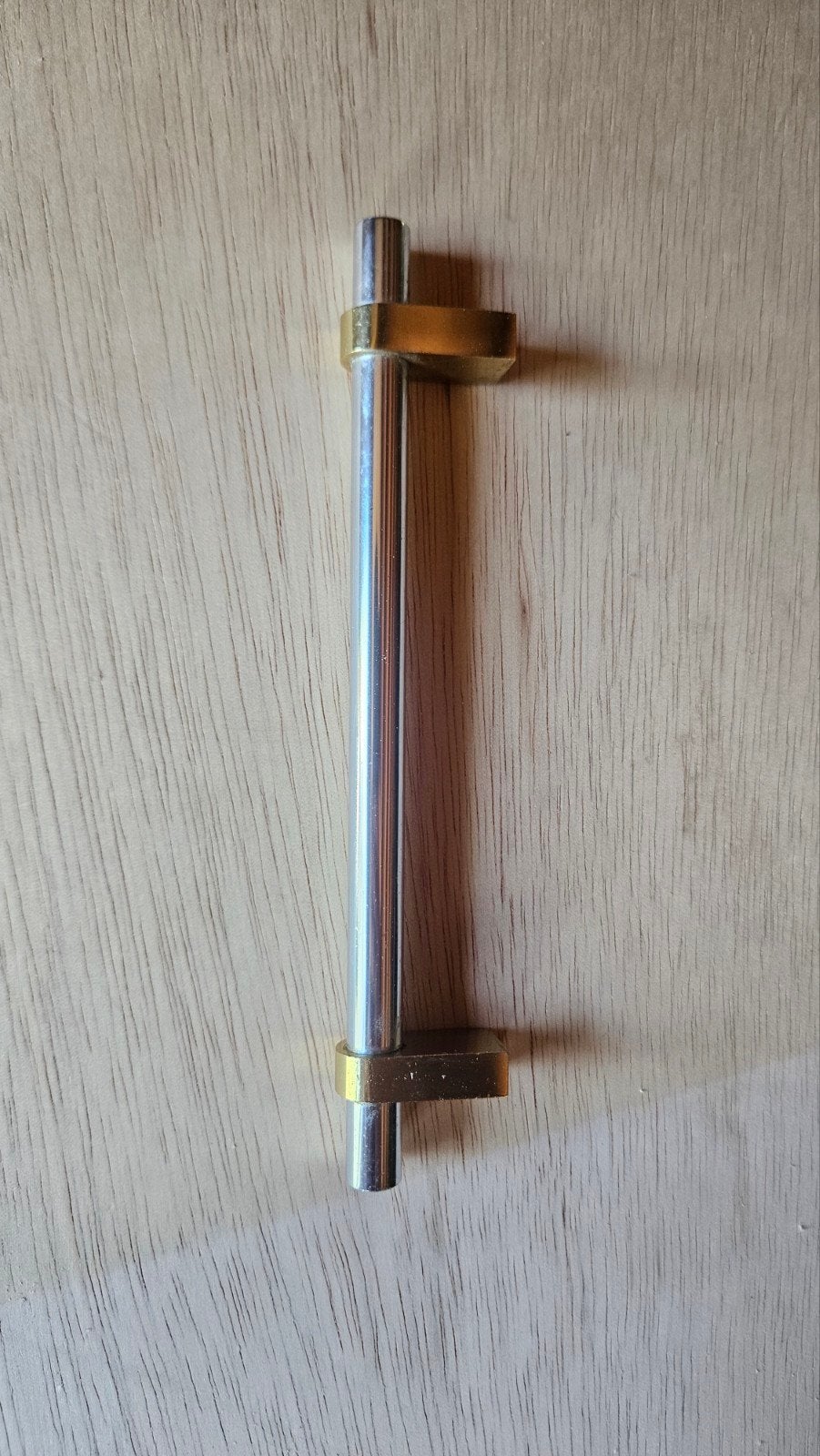 Deurgrepen RVS 37st met messing accenten, Ophalen of Verzenden, Gebruikt, Rvs, Klink of Kruk