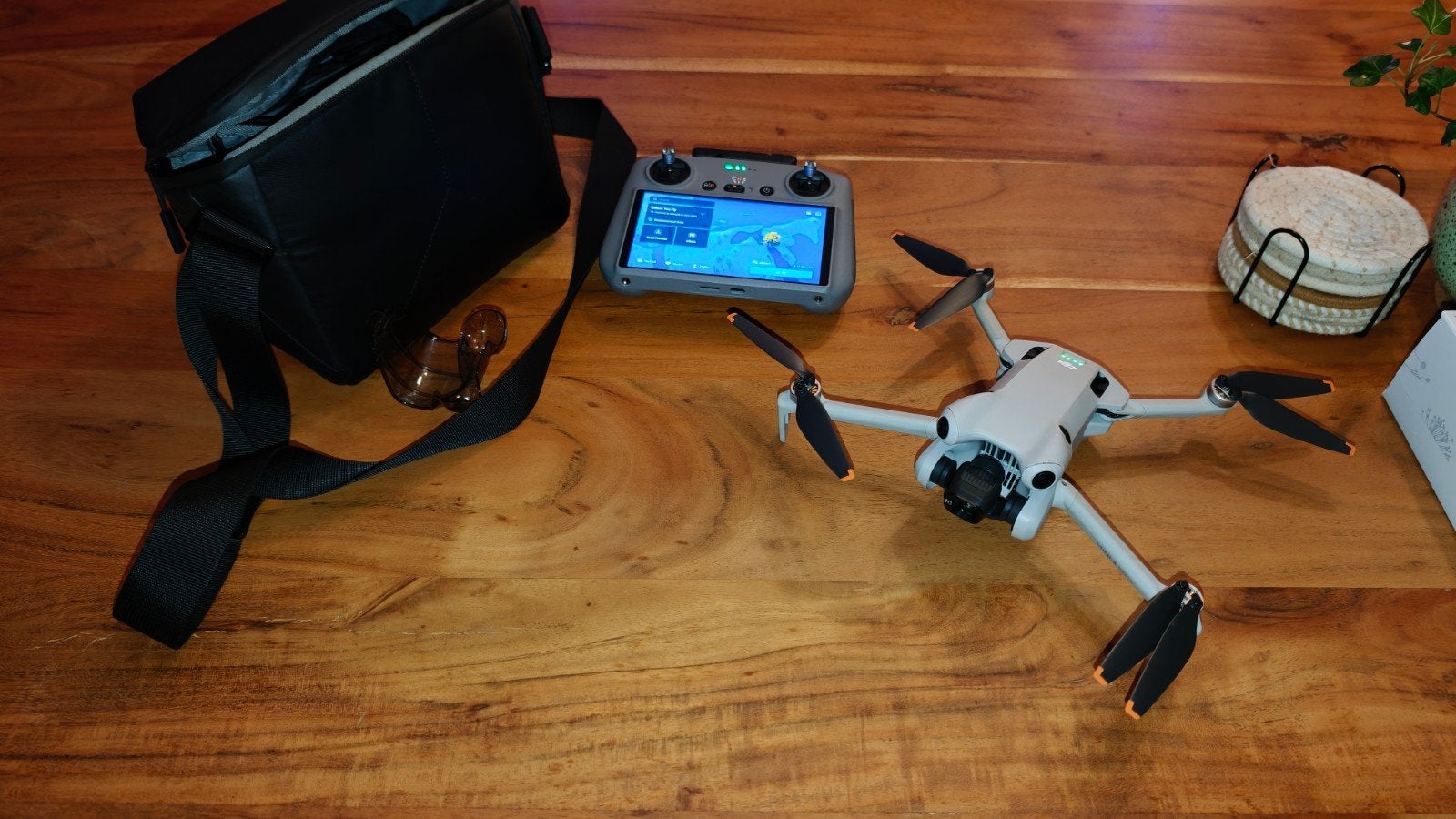 DJI Mini 4 Pro met RC 2 Controller, 30 tot 45 minuten, Cameradrone, Ophalen of Verzenden, Zo goed als nieuw