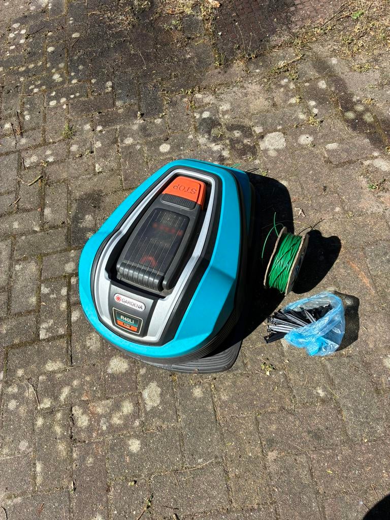 Gardena R40Li Robotmaaier - Automatisch en Efficiënt, Ophalen, Cirkelmaaier, Gebruikt, Minder dan 30 cm
