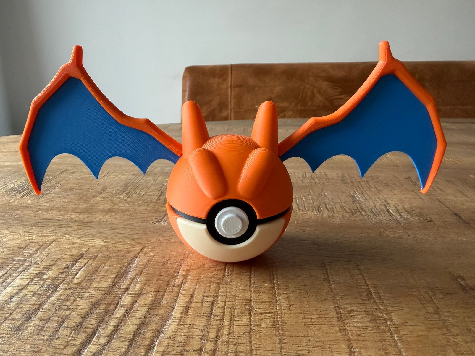 Charizard pokeball #pokemon, Verzamelen, Poppetjes en Figuurtjes, Ophalen of Verzenden, Nieuw