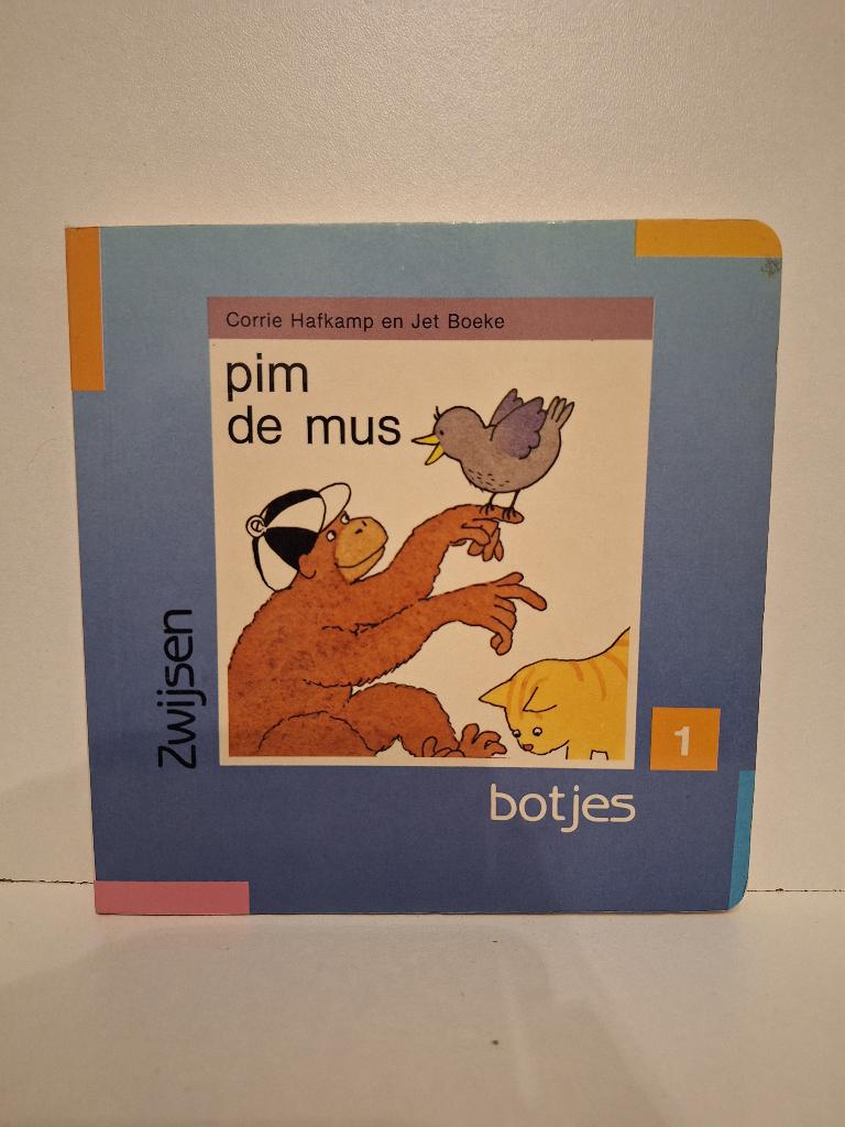 Pim de mus – Corrie Hafkamp & Jet Boeke, Boeken, Ophalen of Verzenden, Zo goed als nieuw, Fictie algemeen
