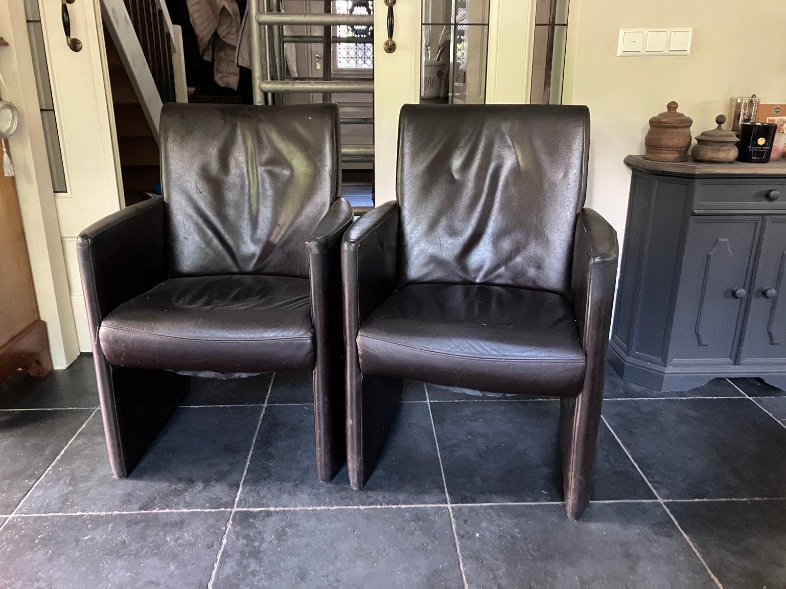 Twee bruine leren stoeltjes, Huis en Inrichting, Gebruikt, Twee, Bruin, Leer