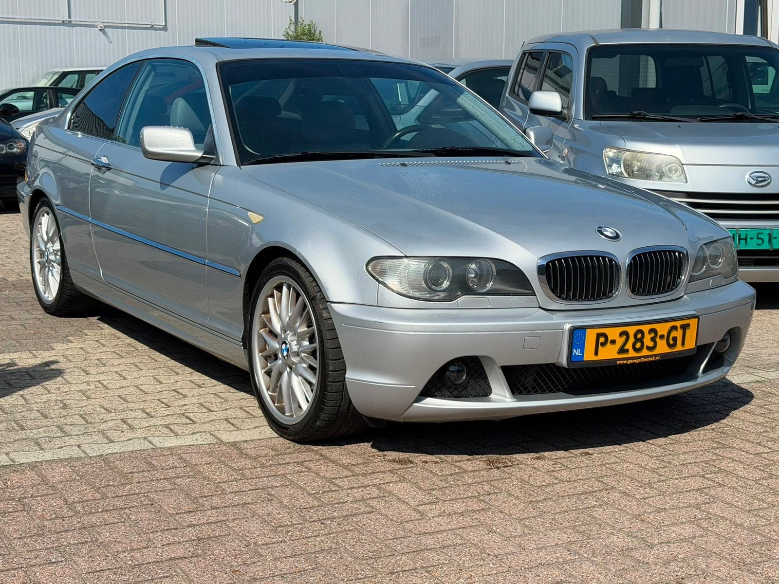 BMW 3-serie Coupé 320Ci 2003 6-Cilinder Automaat Schuifdak, Auto's, BMW, Achterwielaandrijving, Gebruikt, Automatische klimaatregeling